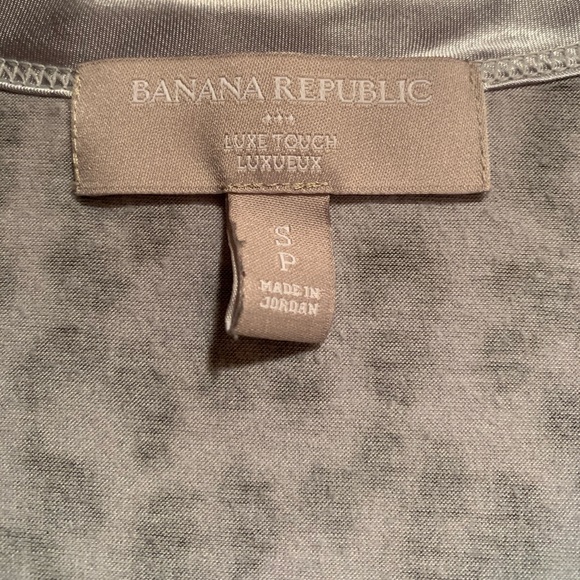 Banana Republic Animal-Print Tee - Picture 2 of 6